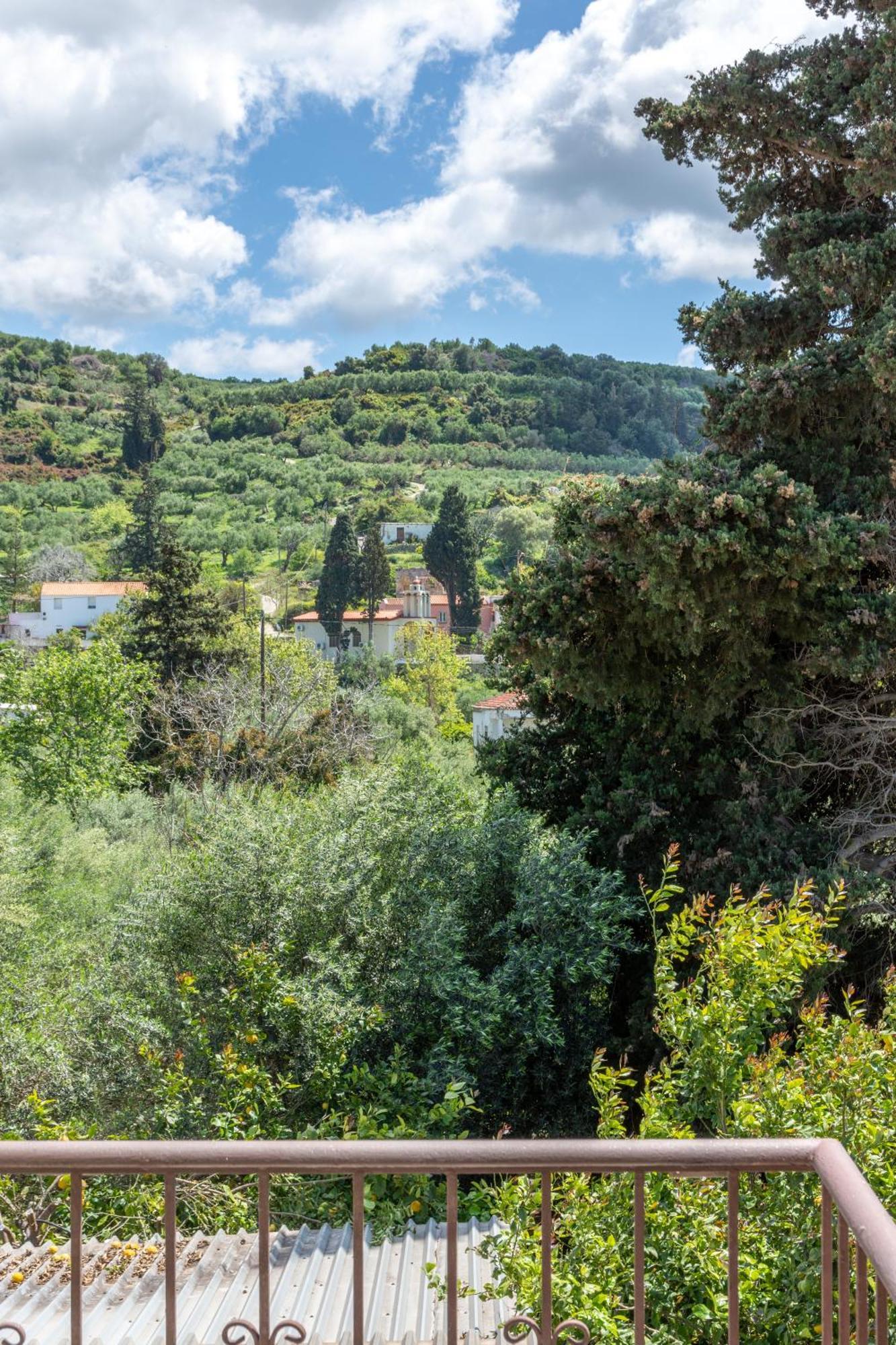 فيلا Achilleas Deluxe Αpartment -Pet Friendly-Parking-Mountain View Kotsianá المظهر الخارجي الصورة