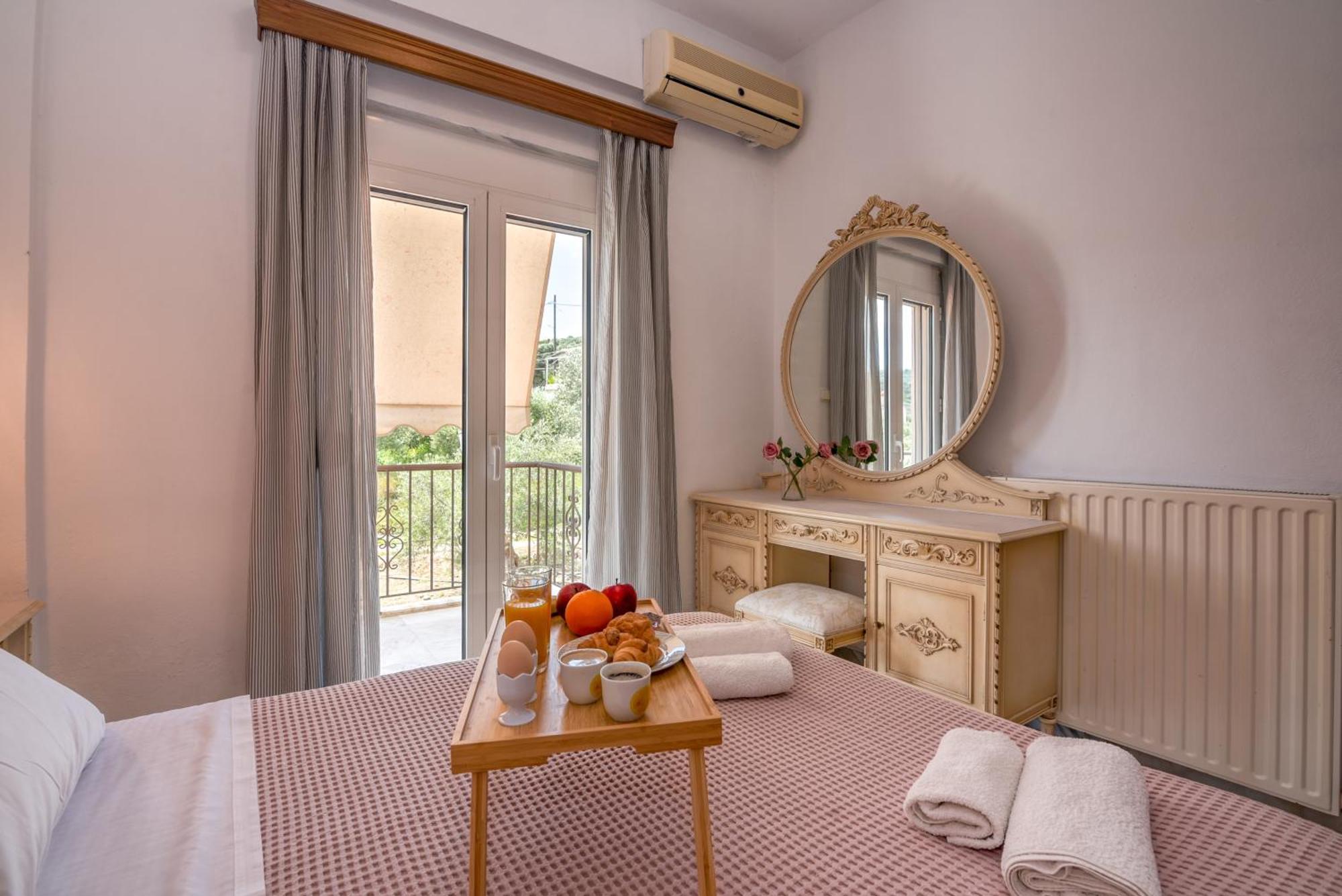 فيلا Achilleas Deluxe Αpartment -Pet Friendly-Parking-Mountain View Kotsianá المظهر الخارجي الصورة